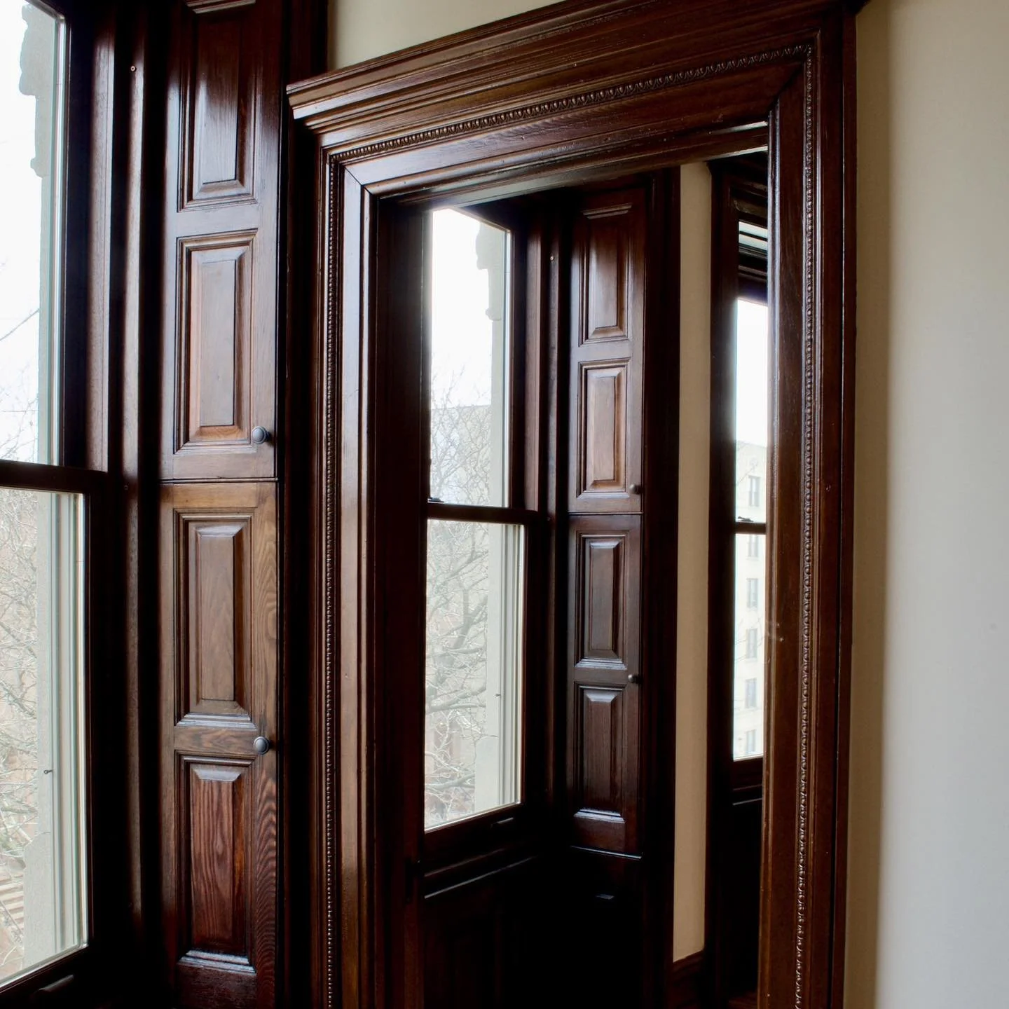 Restoration of original woodwork in this Manhattan townhouse project.
-
-
-
-
#architecture #townhouserenovation #interiordesign #renovation #manhattantownhouse #historicpreservation