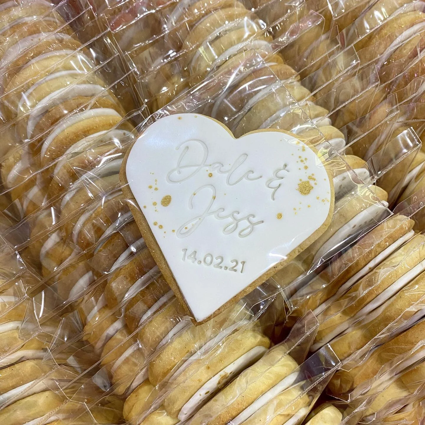 Confetti Cake Co. Brisbane wedding cakes