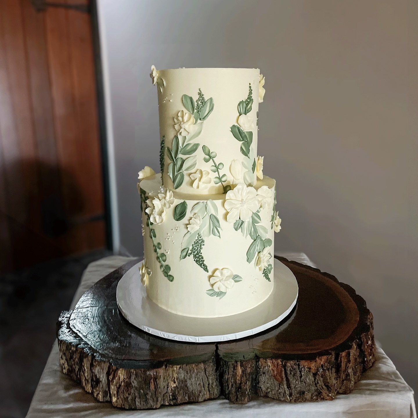 When your brutally honest toddler says, &ldquo;that doesn&rsquo;t look good mum&rdquo;&hellip; you scrape it off and start again. We ended up with this beauty the second time around. It turns out he was right 😬 congratulations Sophie!!