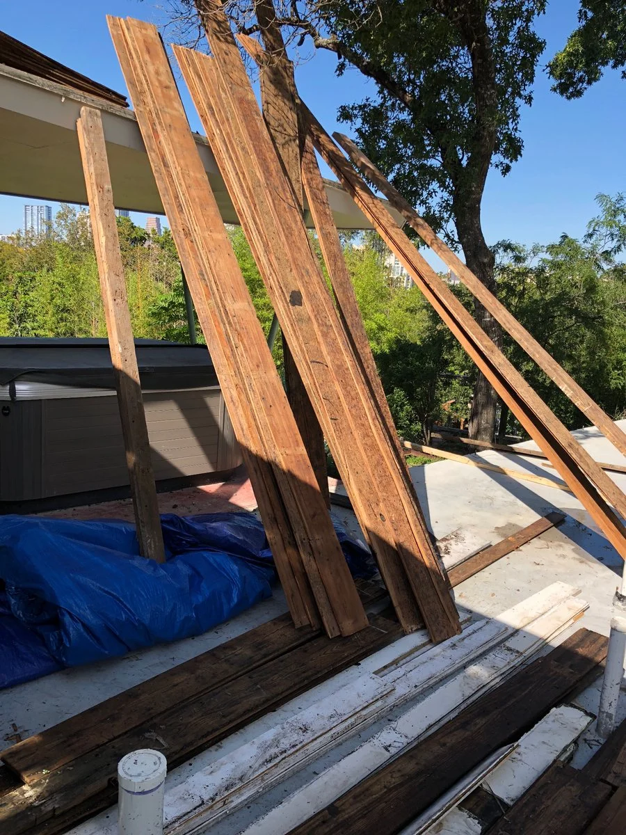 That’s a lot of salvaged shiplap from this Selective Tear Down in #Austin #TX !! #TradeReadyDeconstruction #Deconstruction #Demolition #Realestate #Builders #Contractors #ATX #Shiplap
