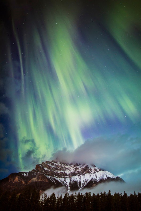 Northern_Lights_Cascade_Banff_Paul_Zizka_Vertical.jpg