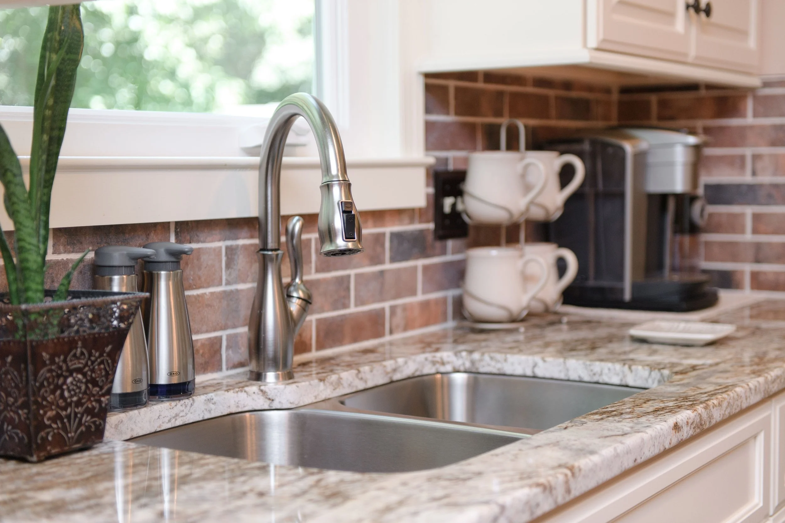 C+C Yorktown Kitchen 4.jpg
