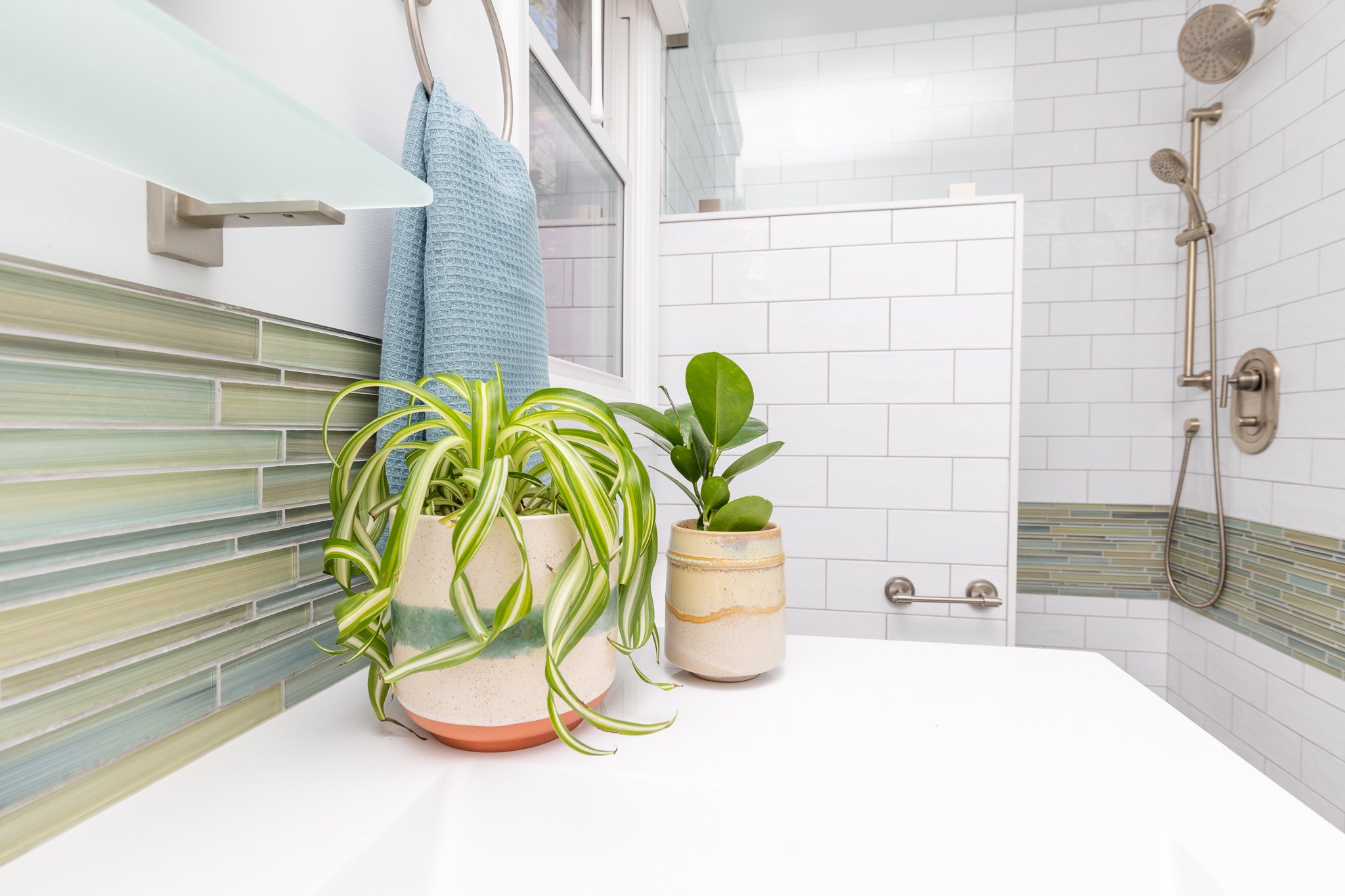 C+C Glass Mosaic Tile Photo.jpg