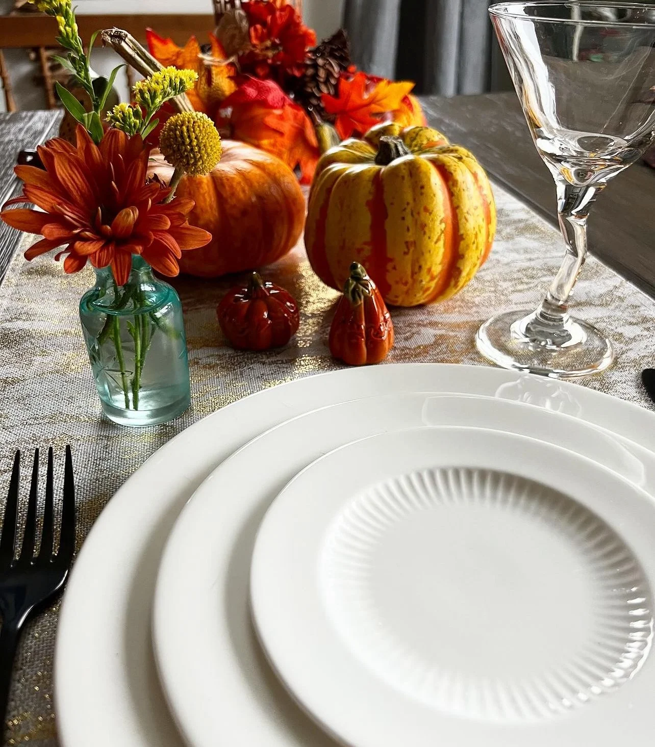 COASTAL VIRGINIA MAGAZINE - SEPT/OCT 2024 - FALL DECOR