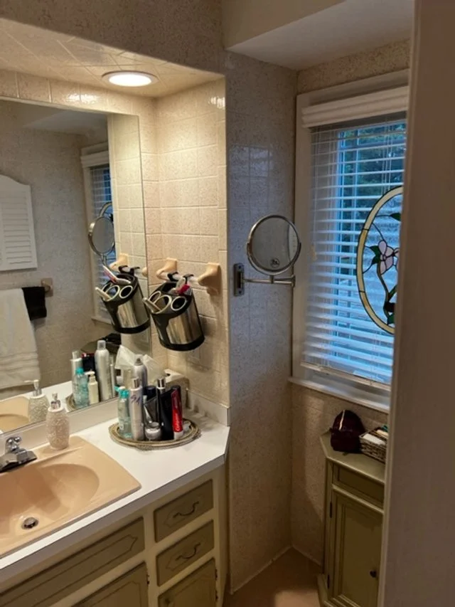 C C VB Bathroom 1.jpg