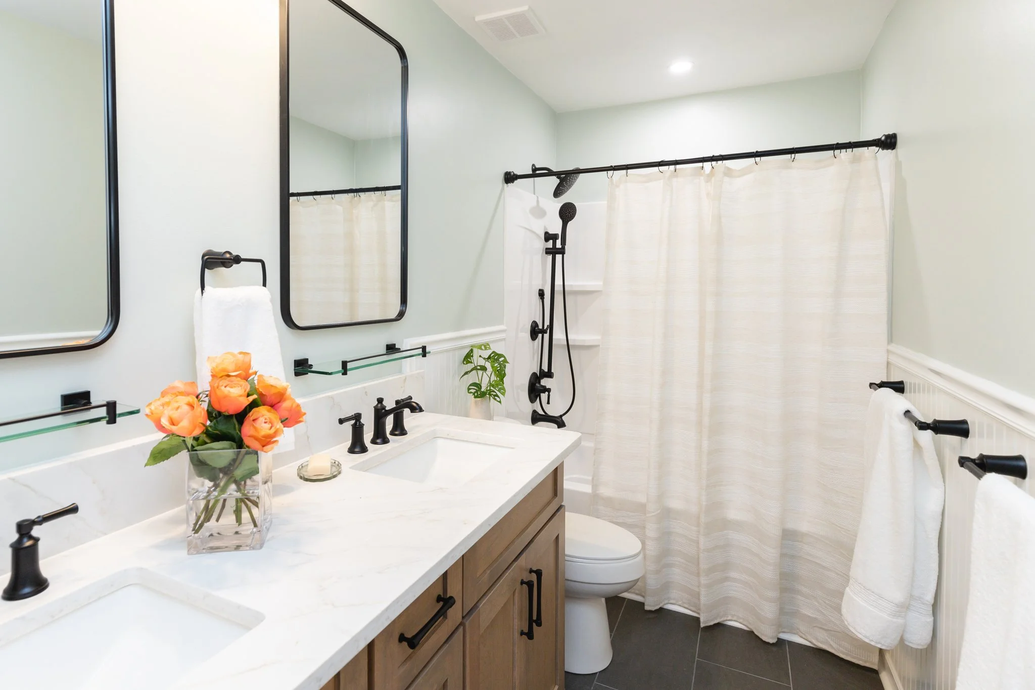 HALL BATH REMODEL - VIRGINIA BEACH