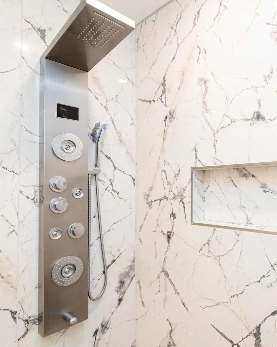 C+C Norfolk Shower Tower.jpg