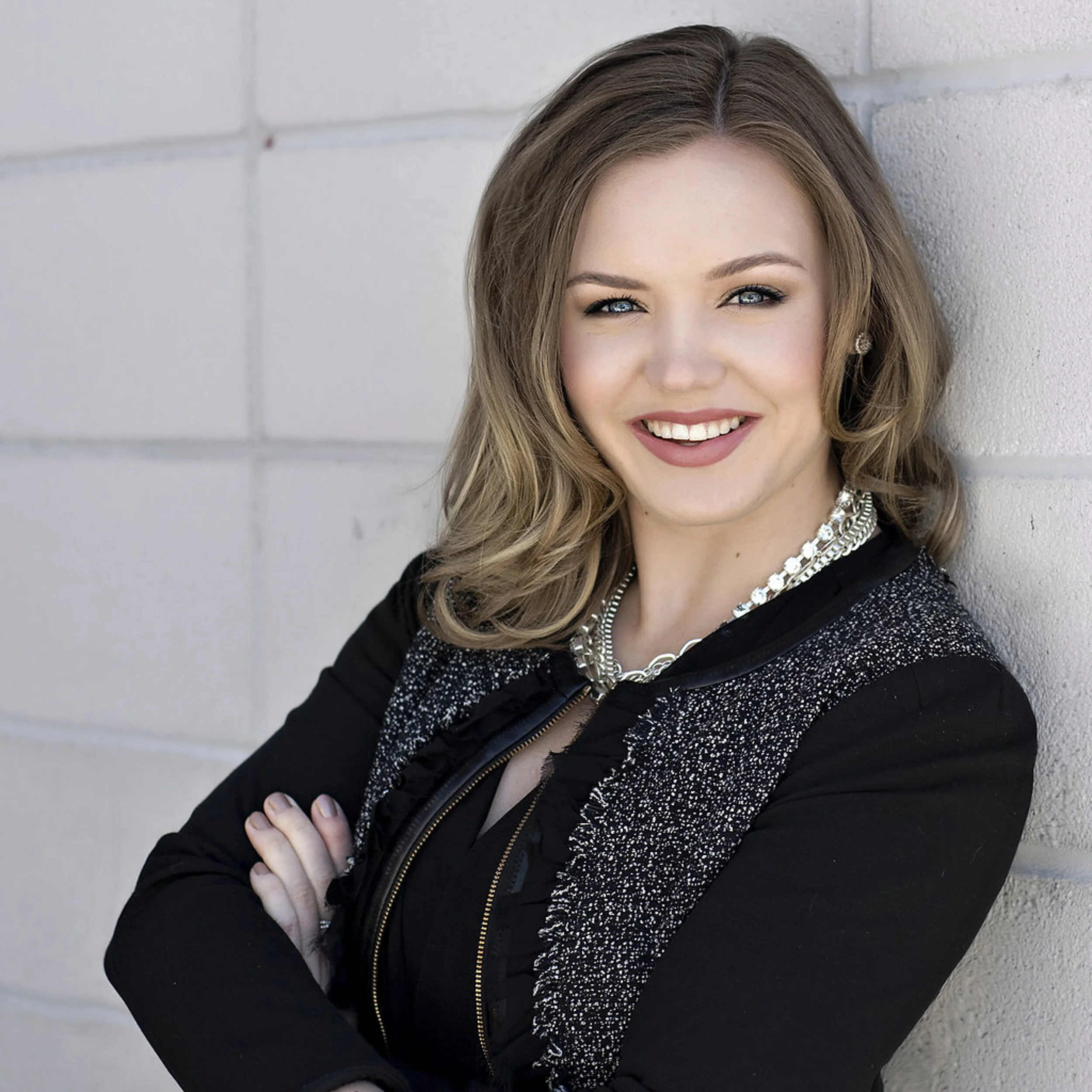 LINDSEY GIBEAU PHOTOGRAPHY_OTTAWA HEADSHOT PHOTOGRAPHER_WESTBORO STUDIO_CANADIAN WEDDING PHOTOGRAPHER--55.jpg