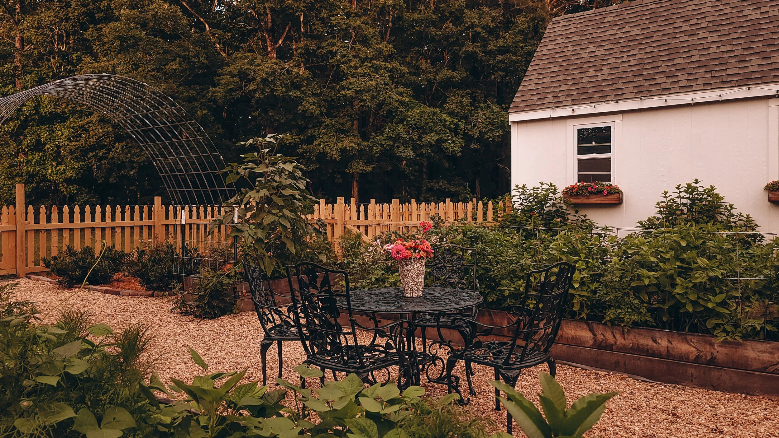 OUR NEW GARDEN TABLE