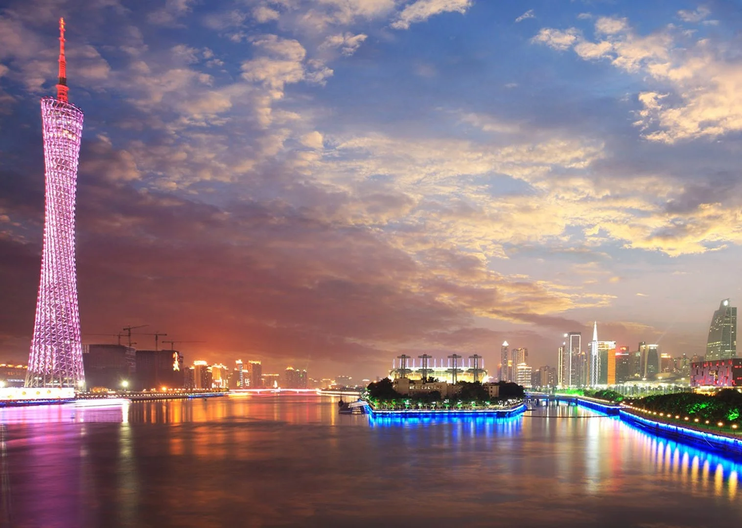 Guangzhou-river-1080x1920.jpg