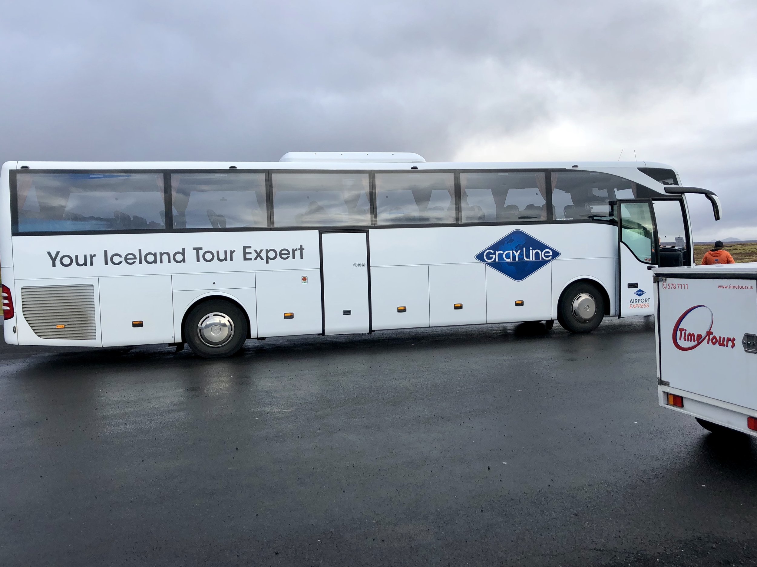 All of my Day Tours were with GrayLine. Great buses that were very comfortable with power outlets!