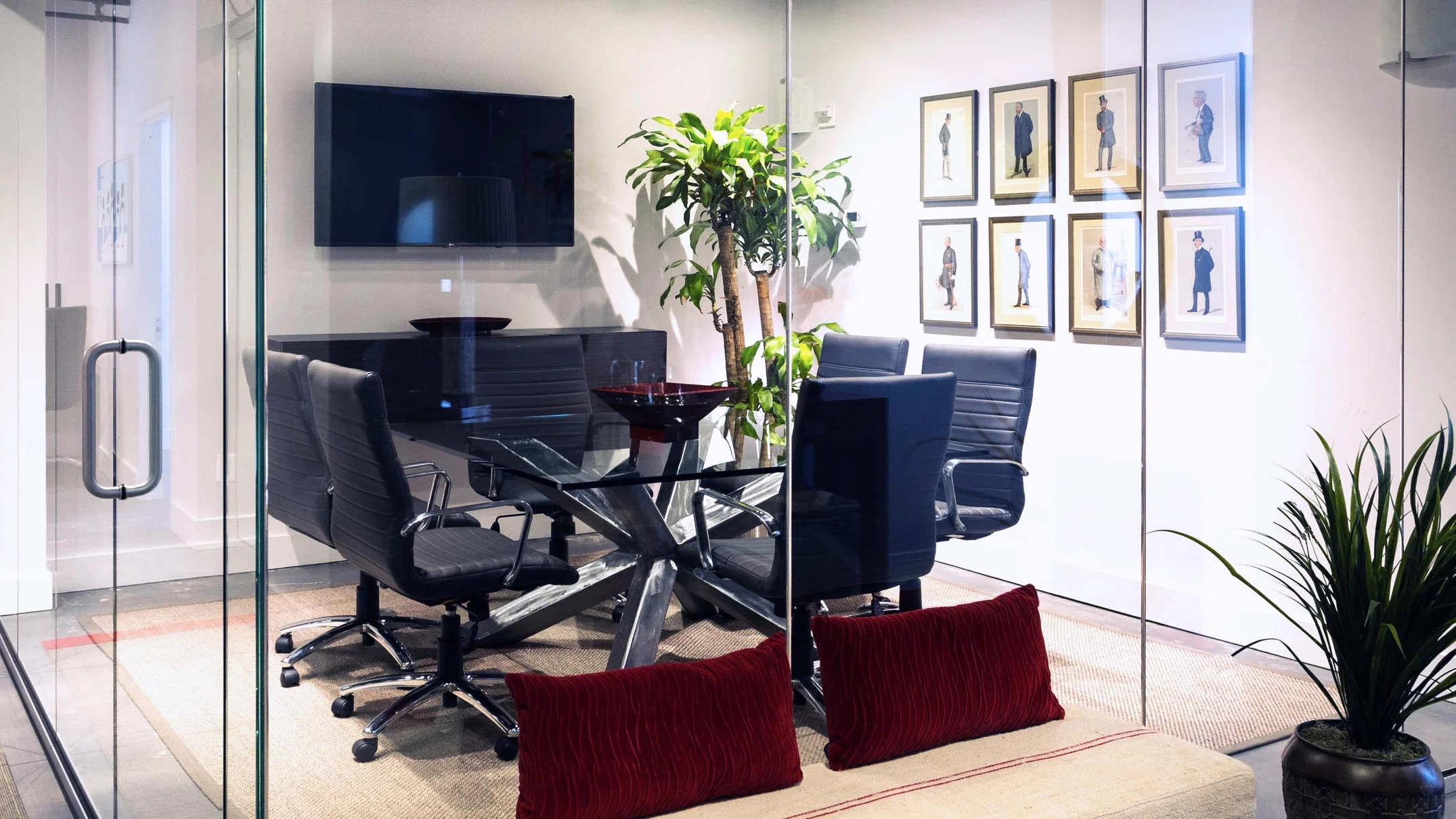 Standard Titlte Group - Closing Table.jpg