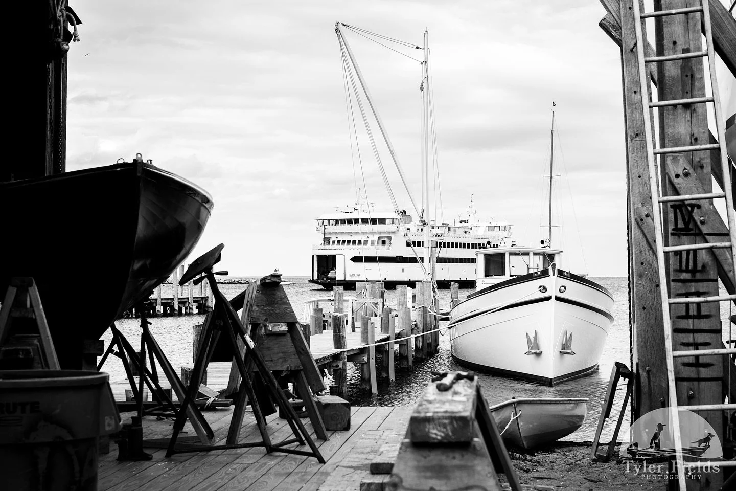 Beachfront | @gannon.benjamin 

There are not many views like this left.