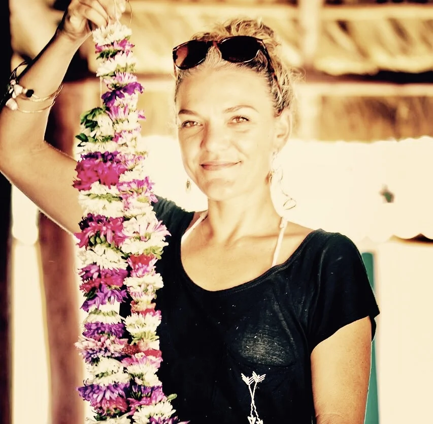 Making lei in Cuba for the arrival of Hokule'a - March 2016 - Polynesian Voyaging Society, Malama Honua Worldwide Voyage