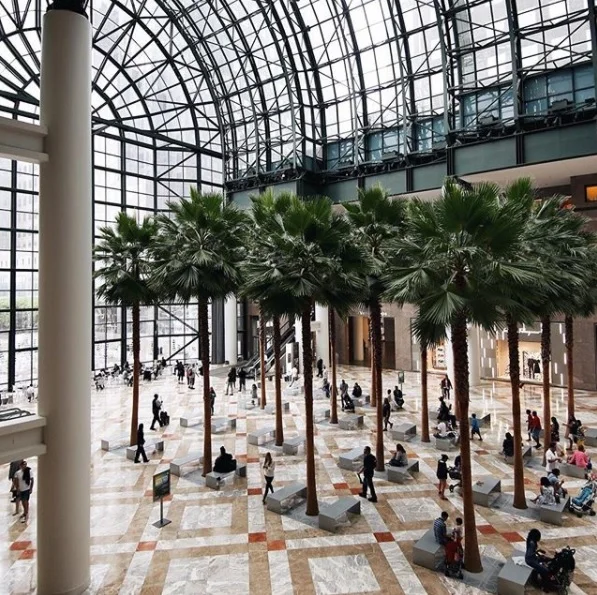 Brookfield Place世界级购物中心,拥有全球各种奢侈品品牌进驻。官网: https://www.brookfieldplaceny.com/