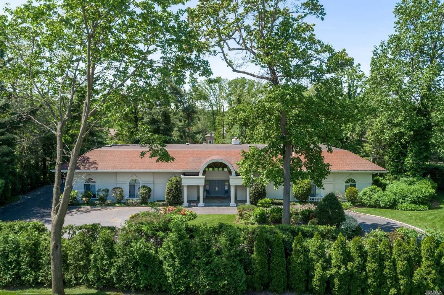 Great Neck Ranch 牧场式住宅外观
