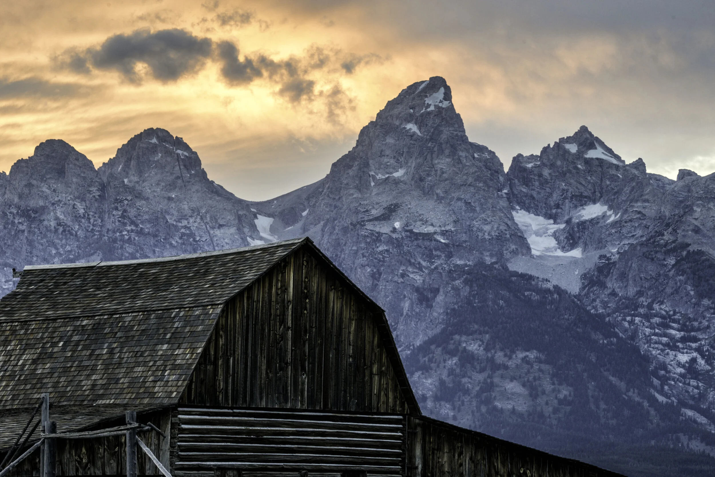 mormon barn 4.jpg