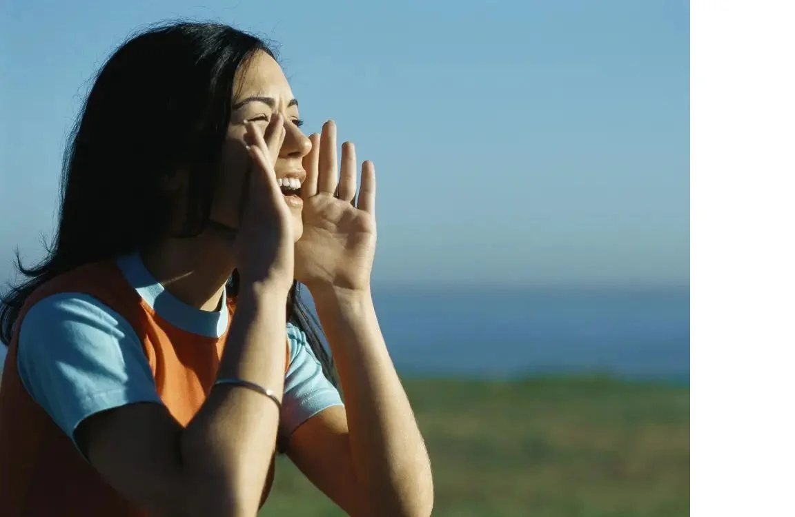 Insider: If you're grieving this holiday season, try screaming. It's helped me work through the loss of my dad.