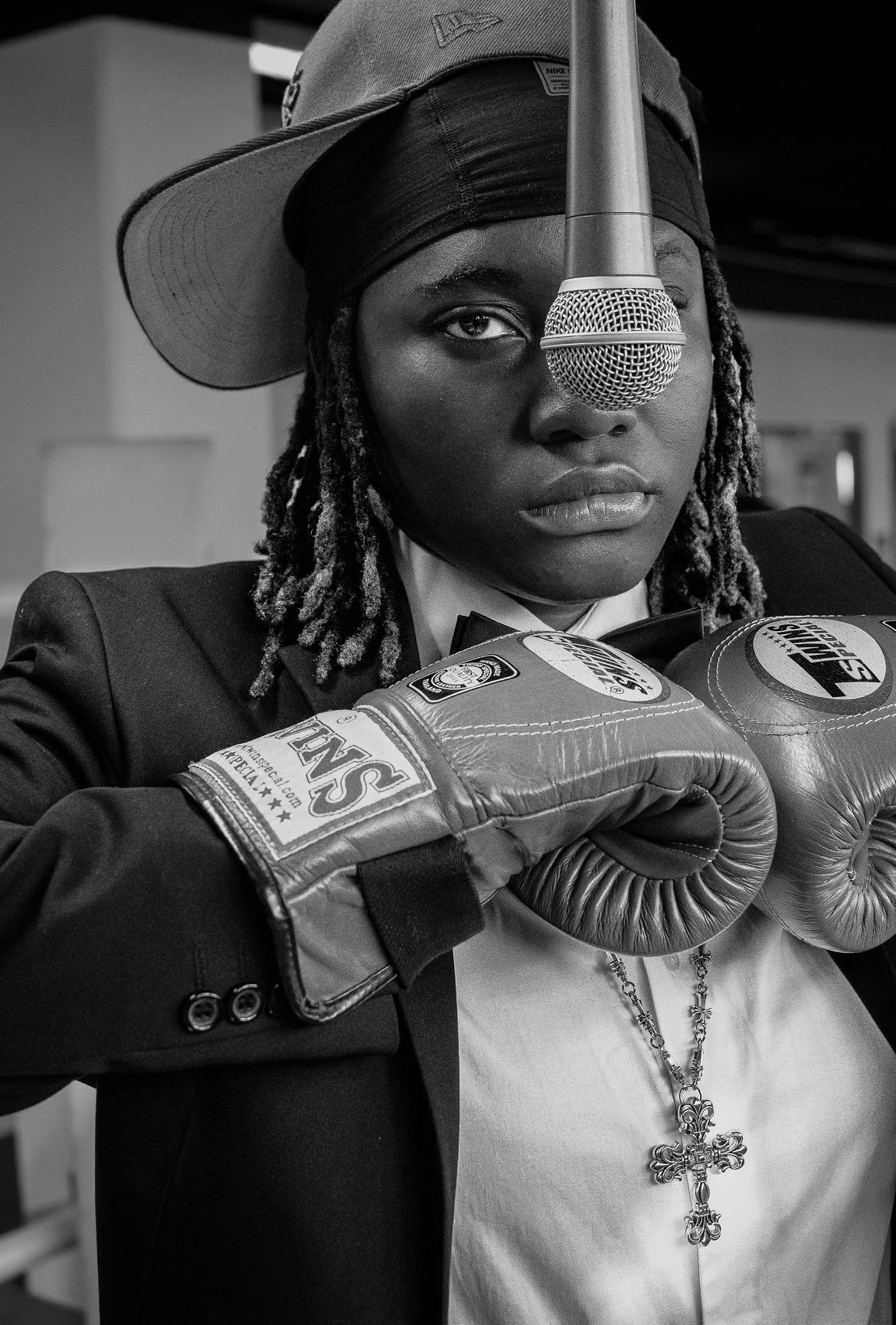 Bold Ivorian rapper Andy S unleashes her new EP ‘Invictus’