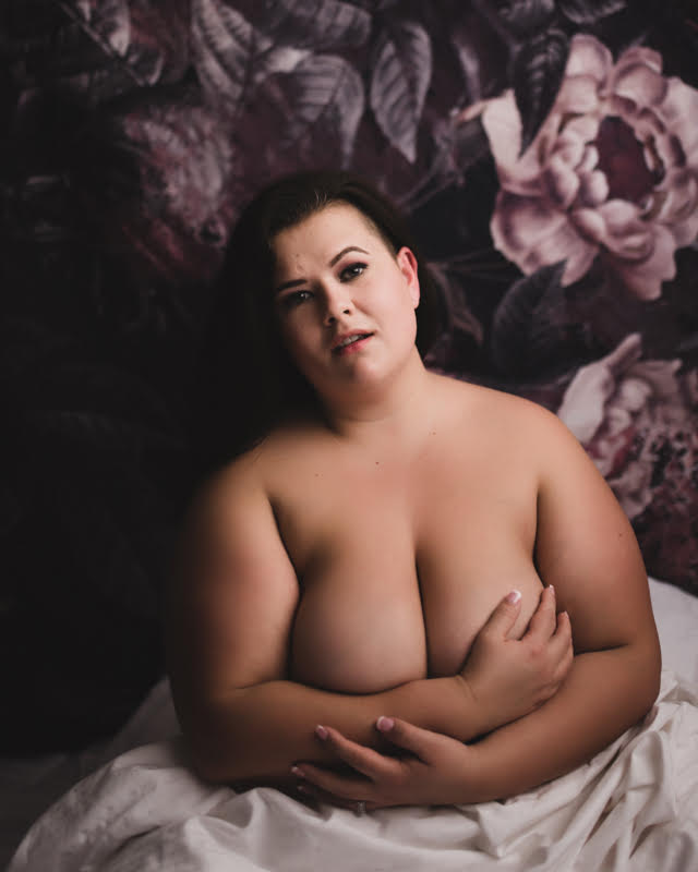 Jenna Body Rubs Indianapolis Reviews Erotic Twins Give Massage Montecrew