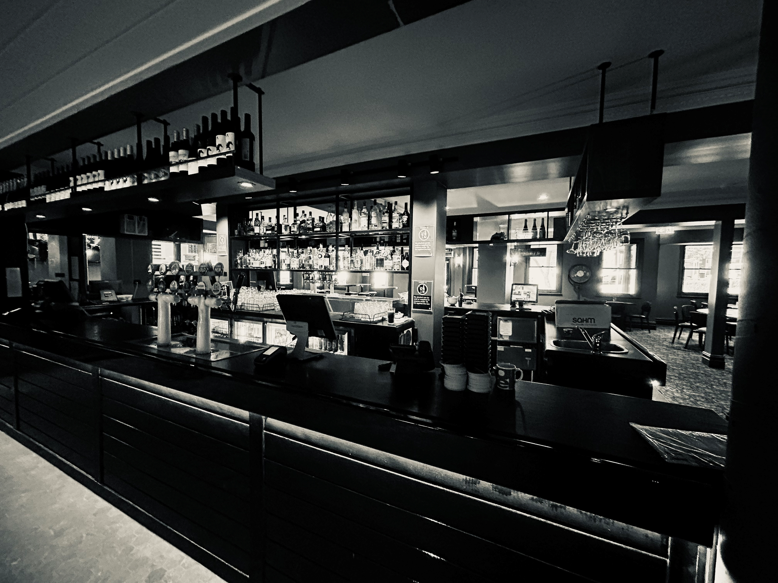 black and White Bar.png