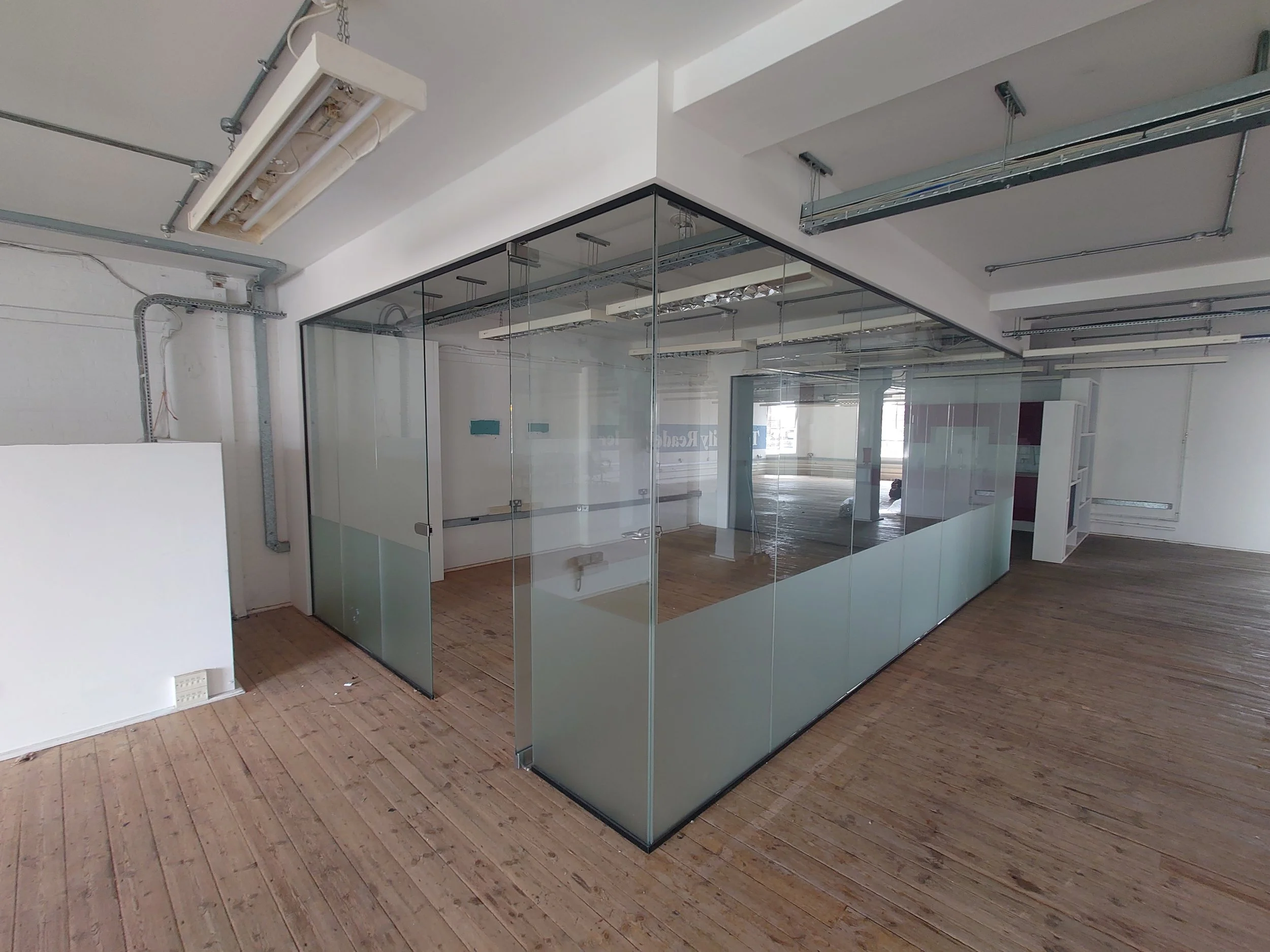 Queenie glass wall.JPG