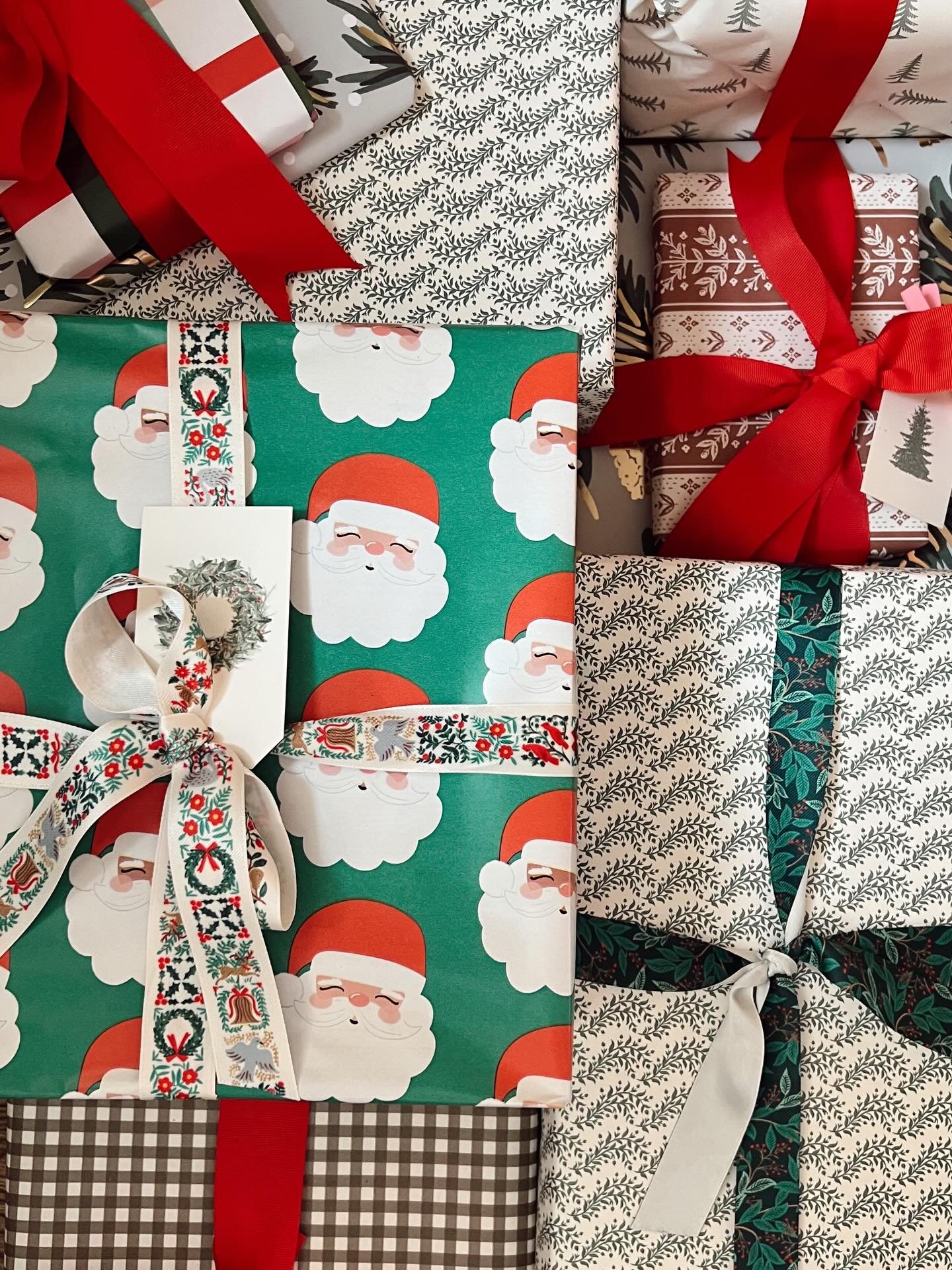 that's a wrap 🎁 merry christmas eve!