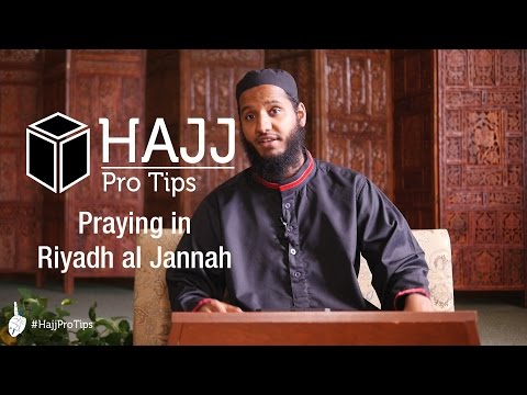 Praying in Riyadh al Jannah