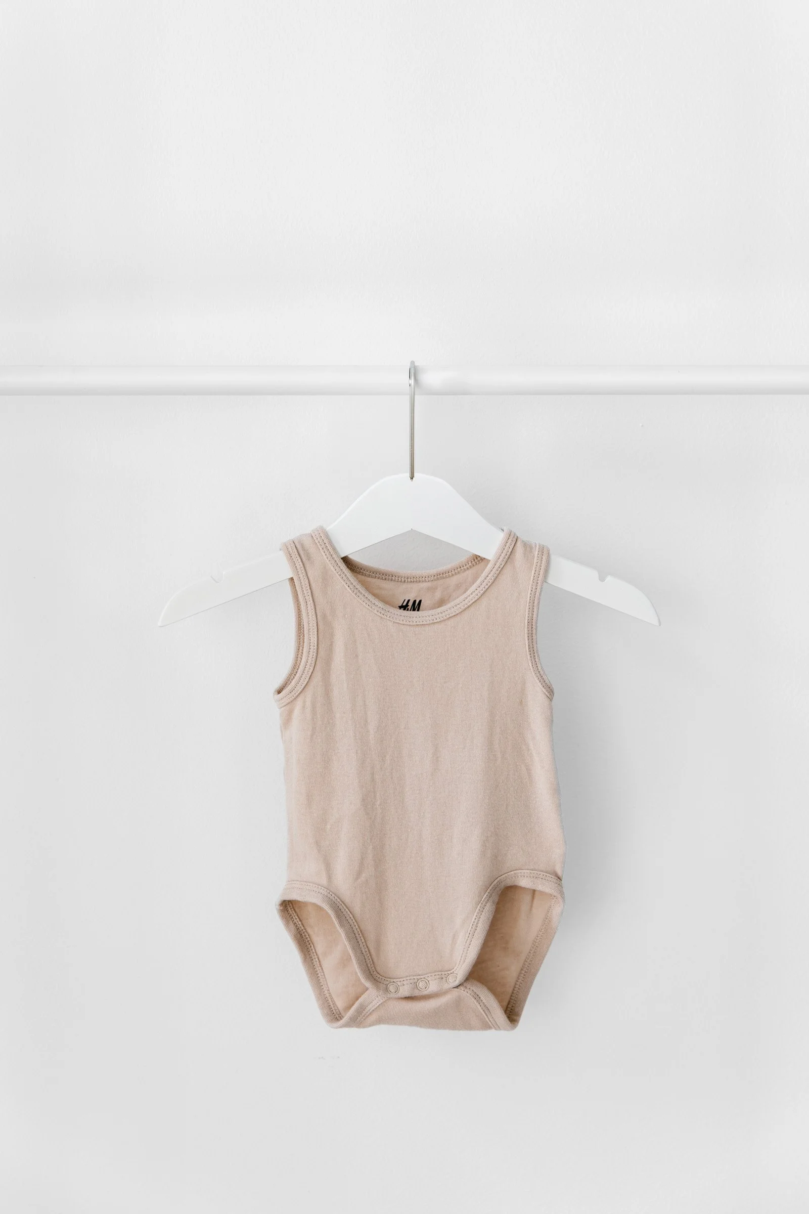 Beige body strl 56
