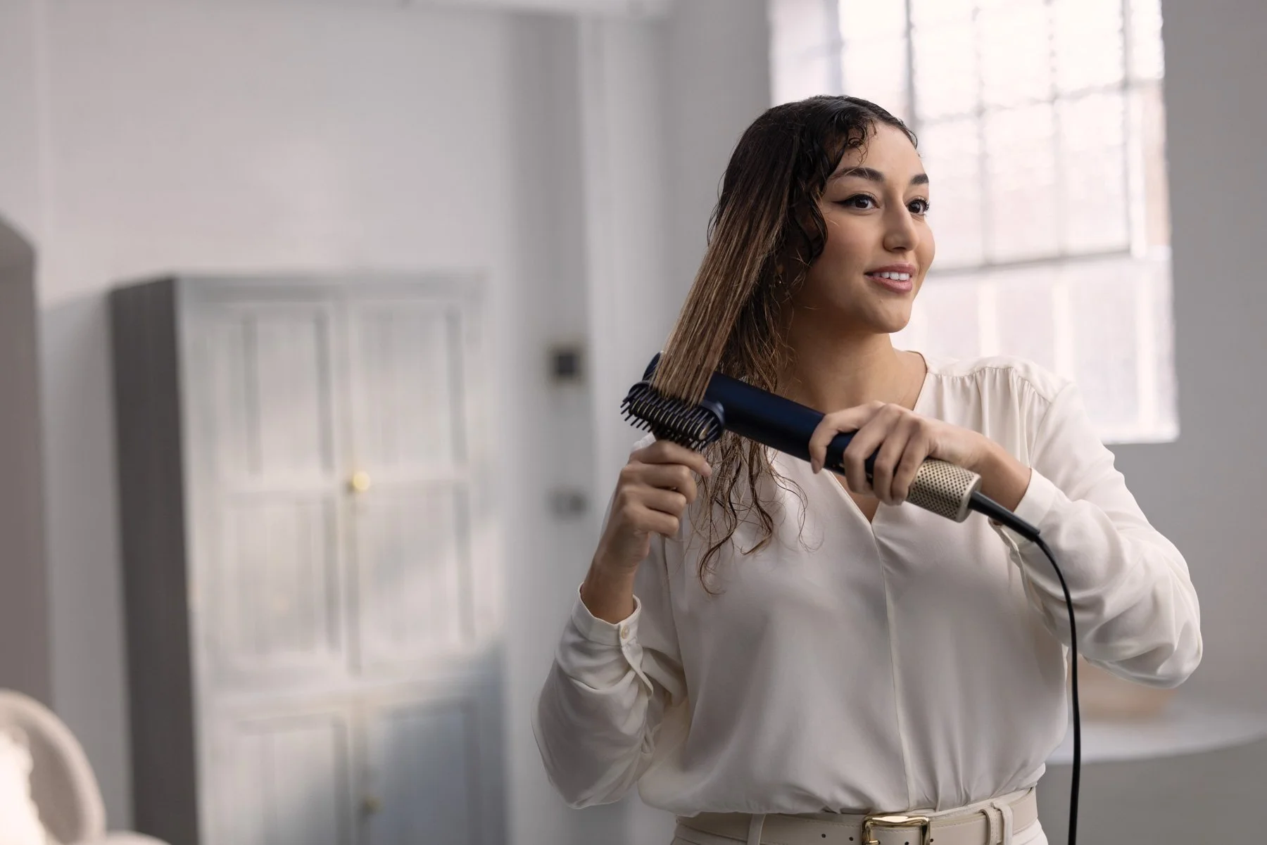 Advertising photography of model with BaByliss Air Wand