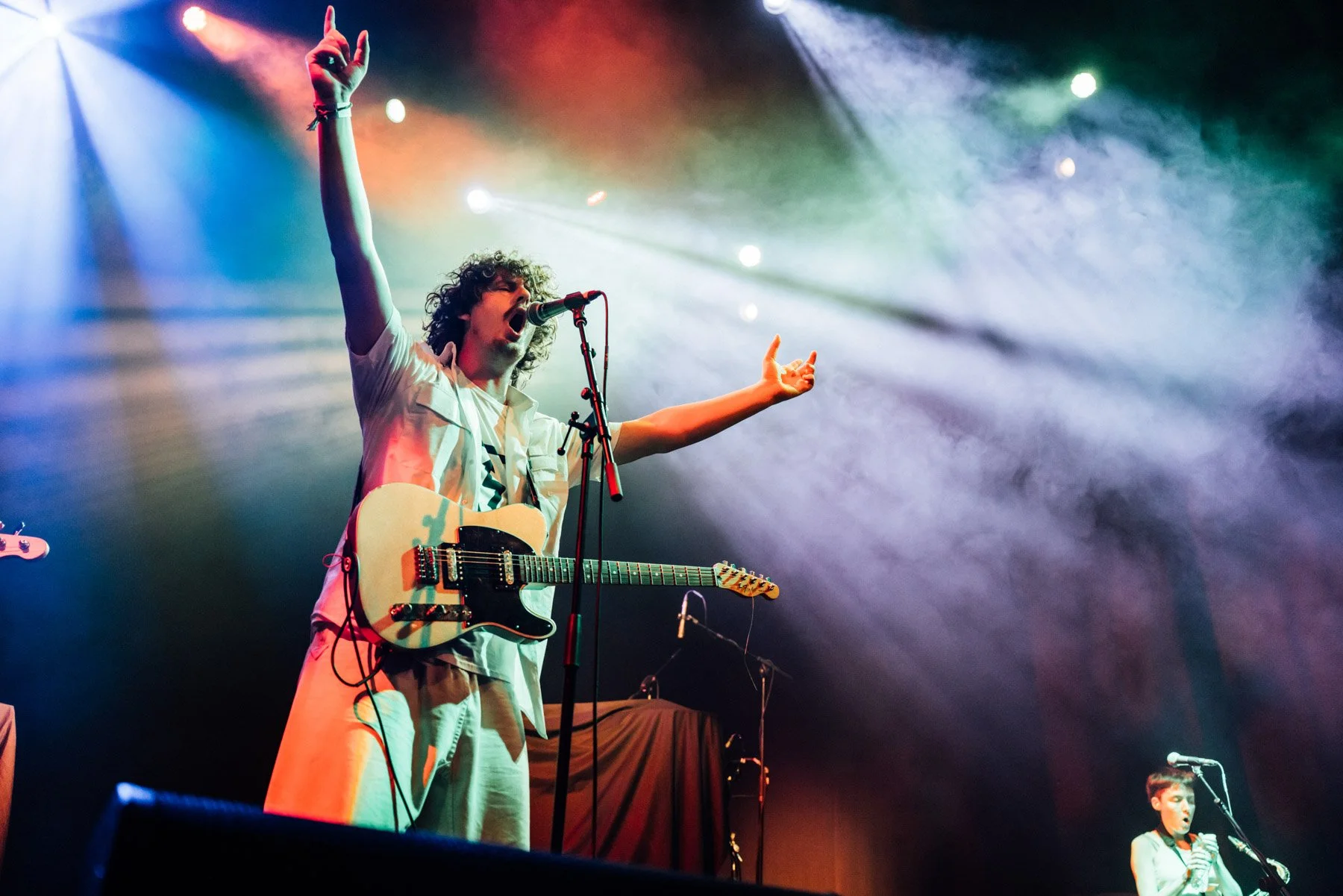 Live music photography of Fat Dog’s lead singer performing live