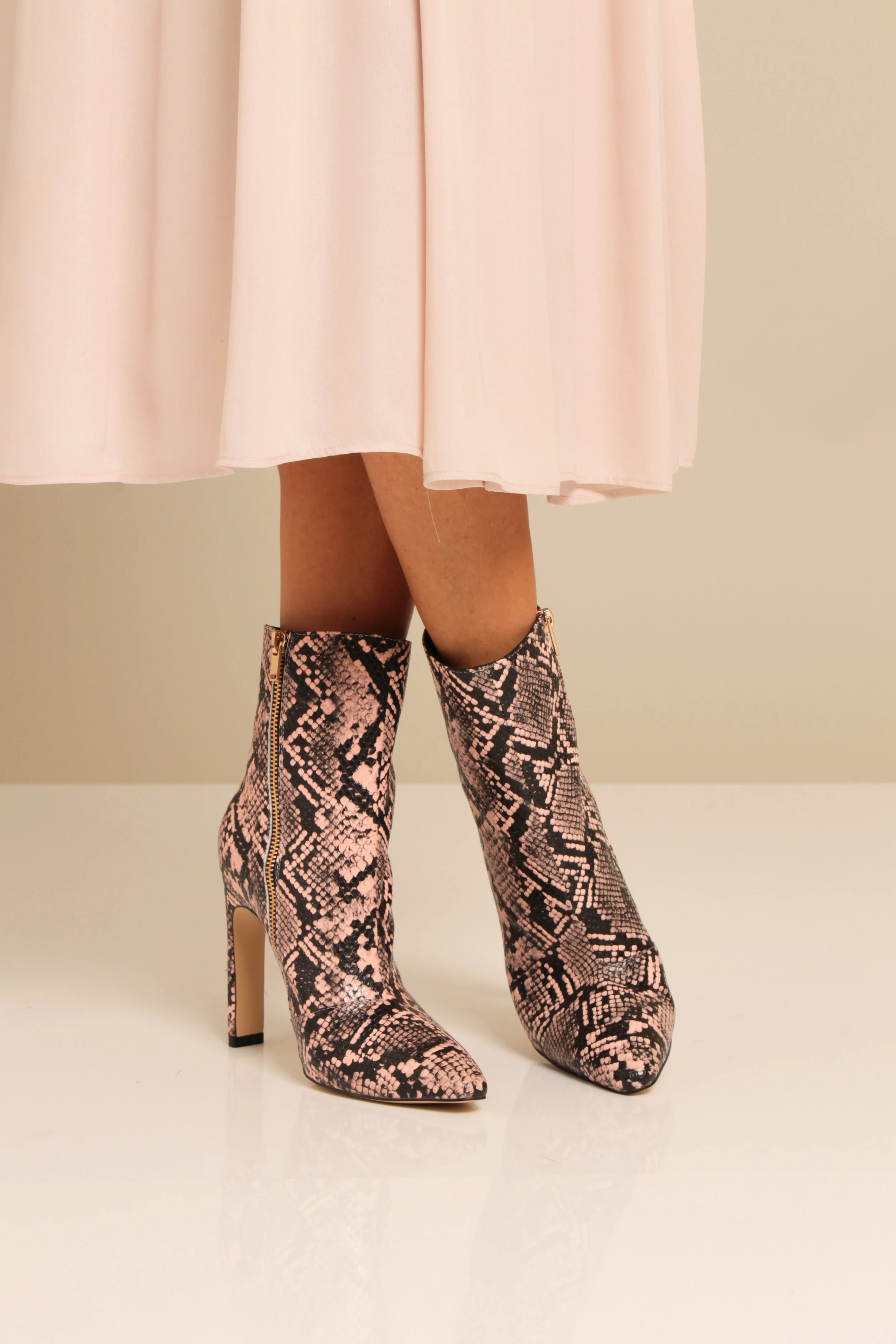 Boots: £89.99 Mistress Rocks @topshop