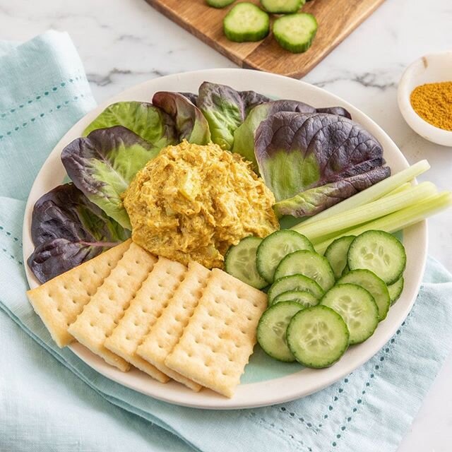 Looking for a bright new way to enjoy our crab dip? Try mixing Spicy Big T with some curry powder and diced mango. It's the perfect light summer lunch!⠀
⠀
⠀
⠀
⠀
#bigtcoastalprovisions #crabdip #seafooddip #crab #seafood #realcrab #bluecrab #shrimp #s