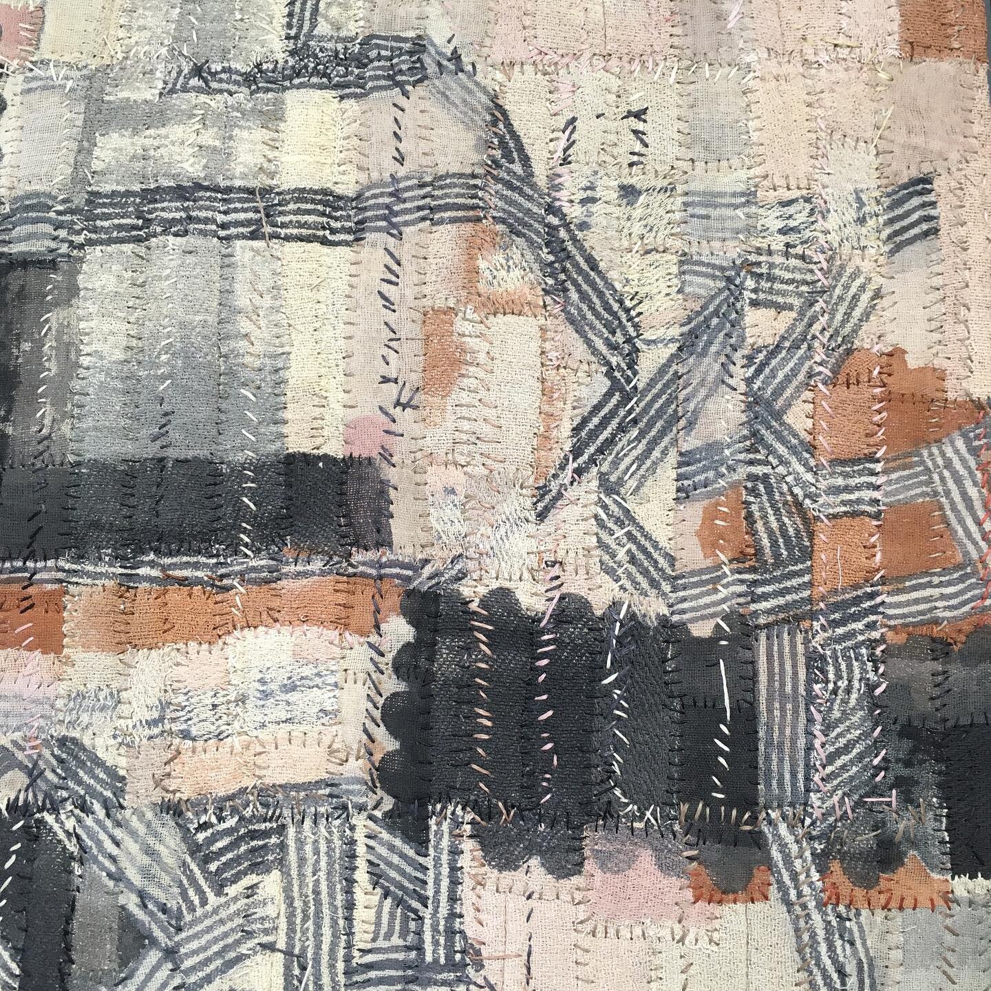 Sadly it&rsquo;s the last week of Warp weft stitch thread @gallery57_contemporaryart  See work by @matthewharriscloth @janeponsford @rachelpearcey @teresawhitfieldartist @herquietmaterials amongst others before the exhibition closes on Sunday 8th Aug