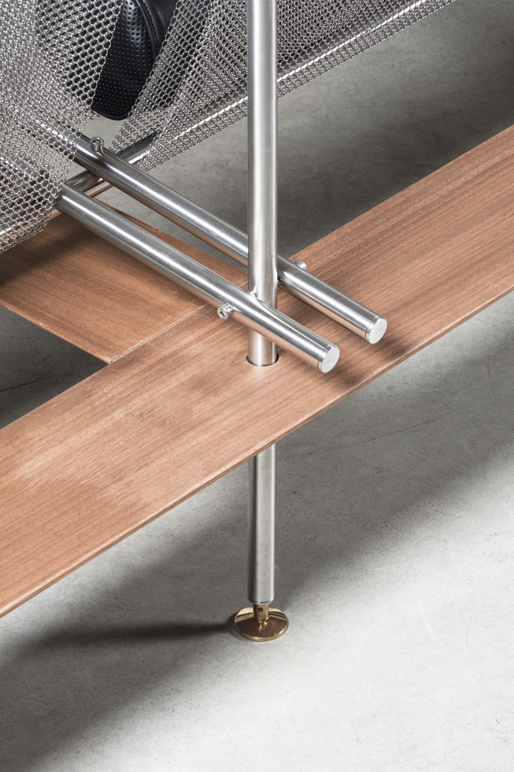 Atelier LAVIT - ATEM modular sofa - Nilufar-Gallery 2.gif