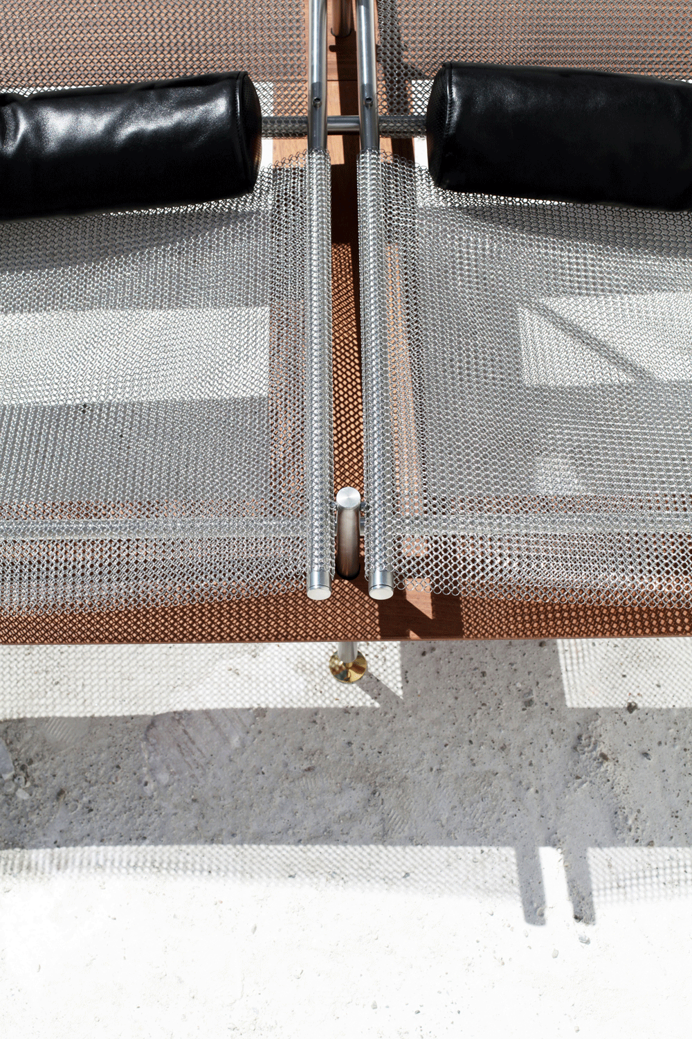 Atelier LAVIT - ATEM modular sofa - Nilufar-Gallery 8.gif