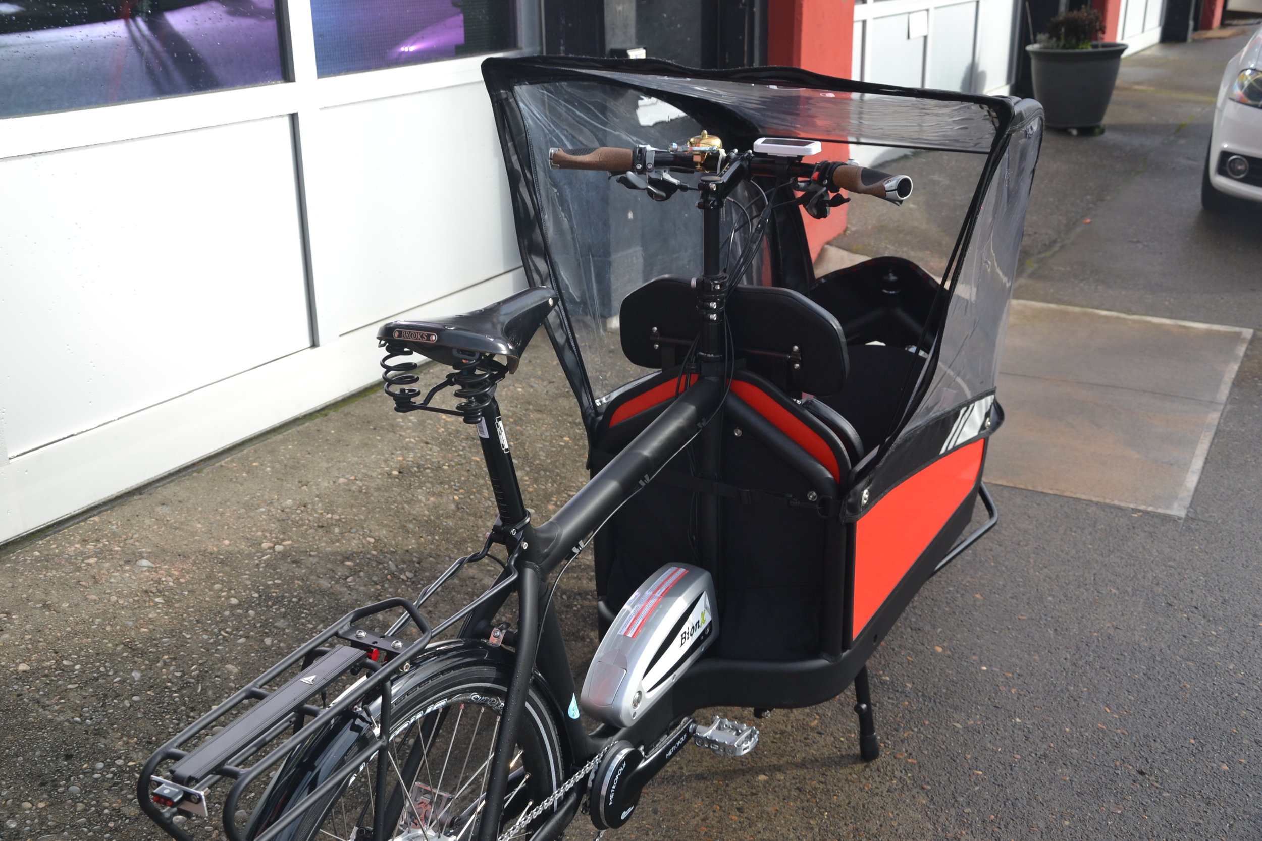 customer bikes -matte black with red panels 004.jpg