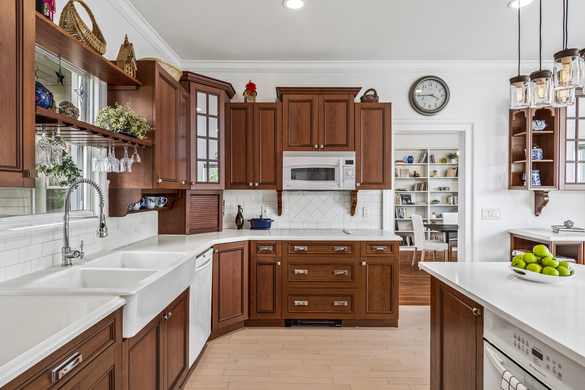 Kitchen_residential_Msparkphoto (1 of 1).jpg