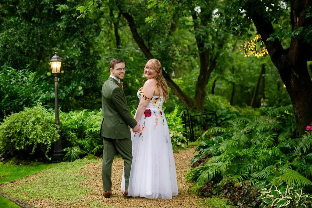 When the bride and groom are the perfect aesthetic for your venue 😍

A little bit of rain couldn't stop these two from from celebrating &amp; it's good luck!

🥂 
8.9.25

📸 @angeladivinephoto