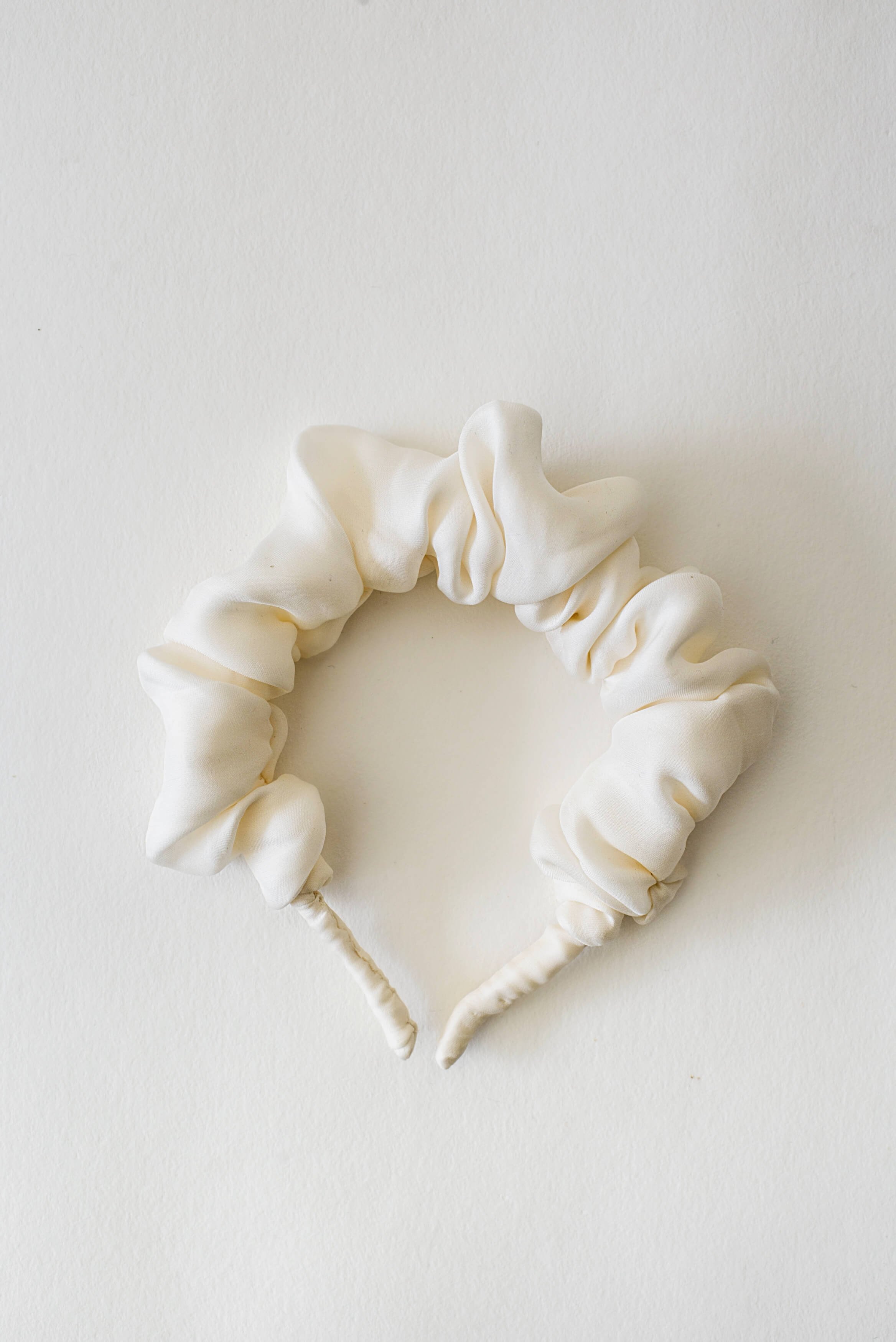 Bridal-silk-crinkled-Ming-headband.jpg