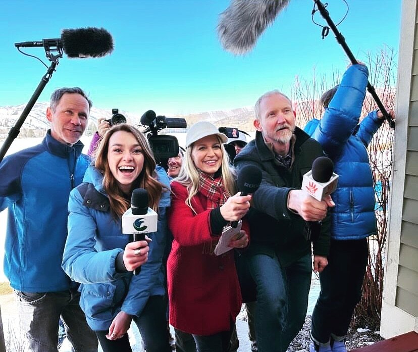Brought out the big guns, the heavy hitters, of Vail&rsquo;s media personalities for the next commercial for this splendid campaign for @housingeaglecounty . Stay tuned, fam, can&rsquo;t wait for y&rsquo;all to see it. -Benji 📸 @mad_dawg0414