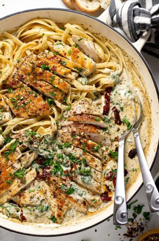 creamy fettuccini.png