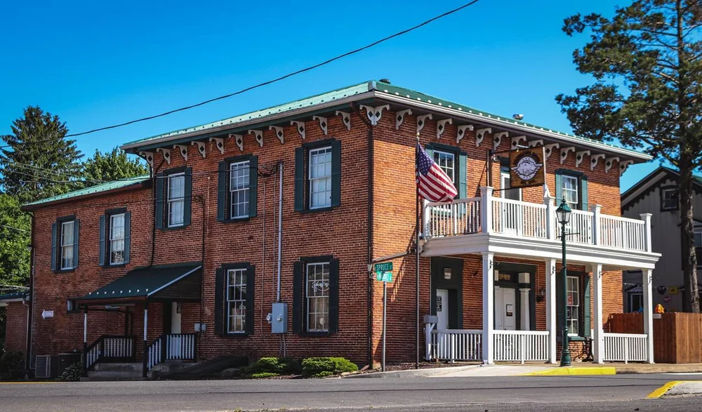 Selinsgrove Hotel — Selinsgrove Area Chamber of Commerce