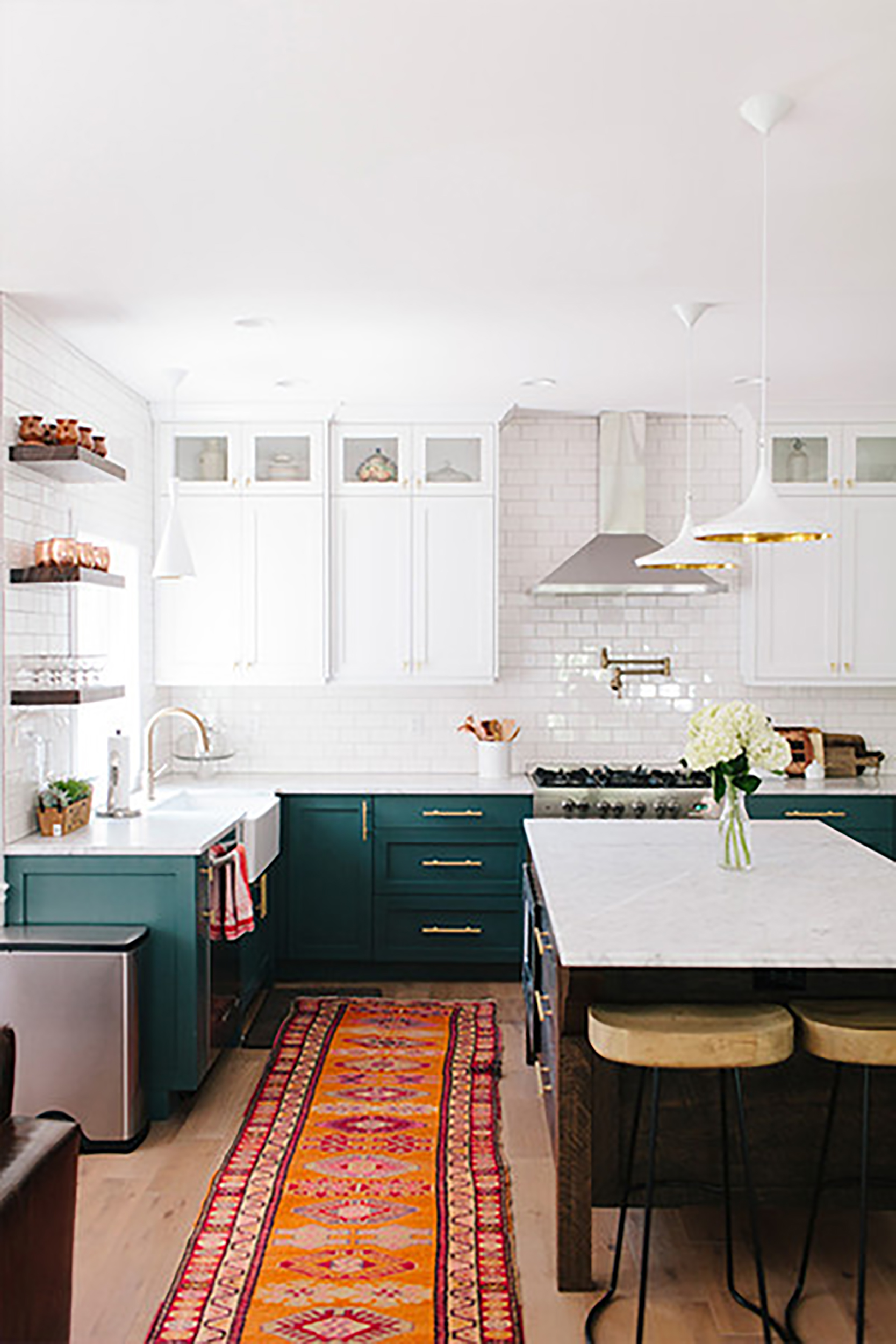 Trend We're Loving: Two Toned Kitchens