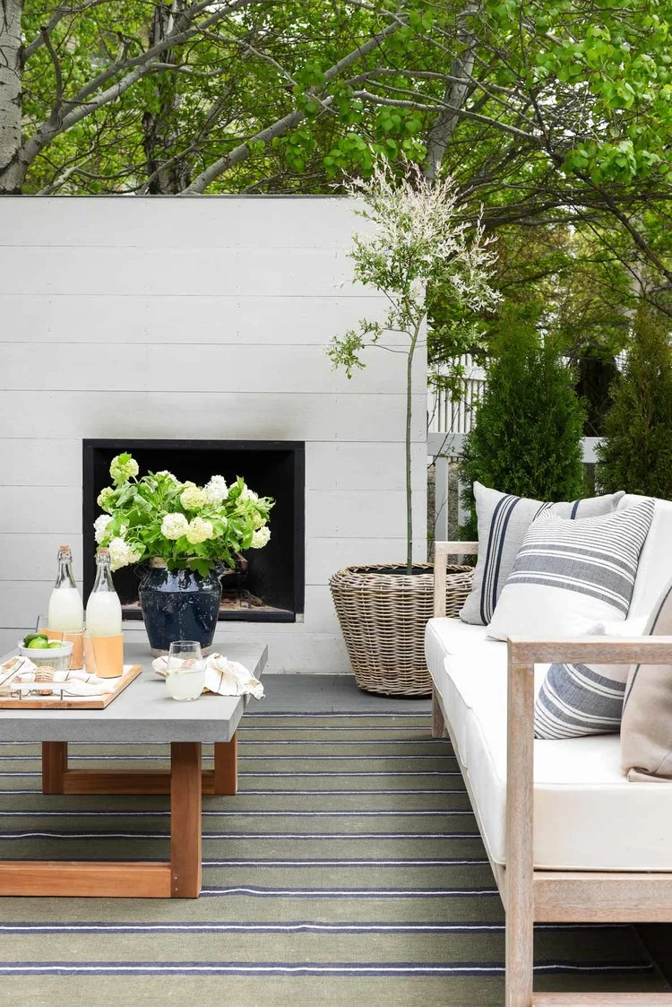 OutdoorPatio-11.jpg