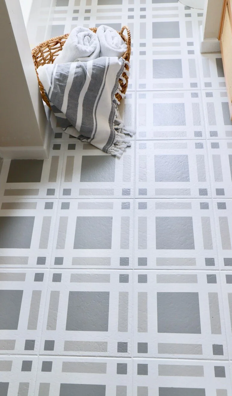 paintedfloors_4836.jpg