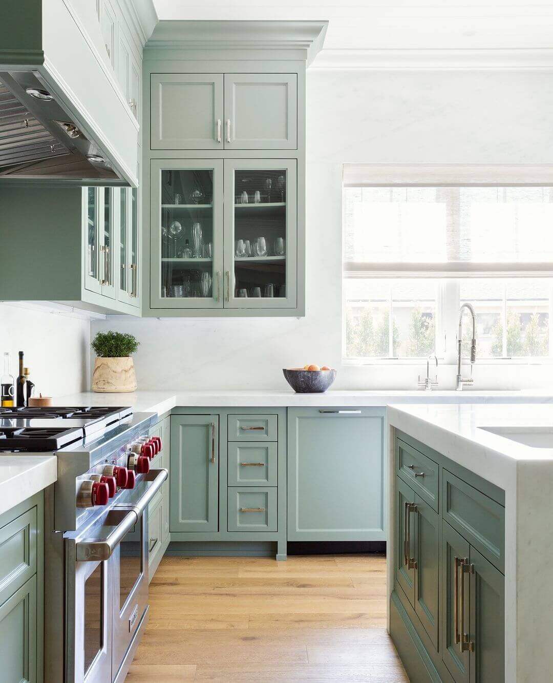 Green Kitchen Cabinet Inspiration, Pale Green Kitchen Cabinet Paint
