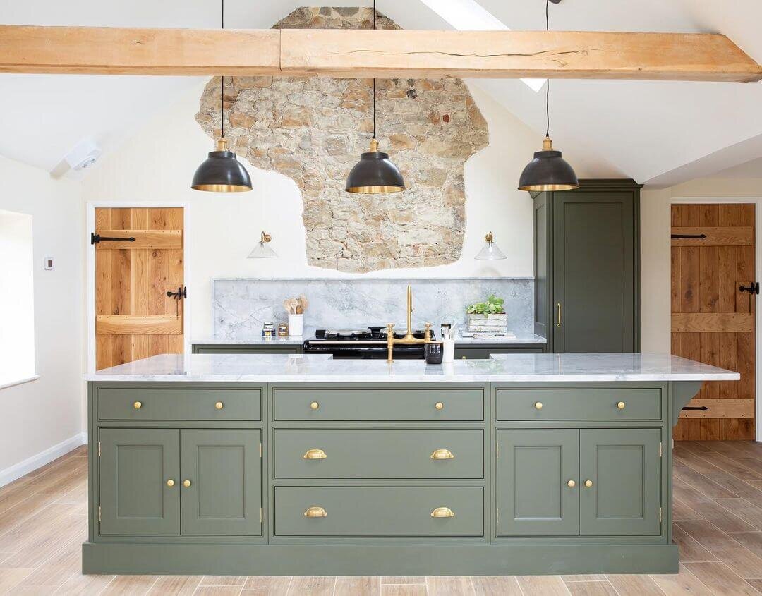 Green Kitchen Cabinet Inspiration, Pale Green Kitchen Cabinet Paint