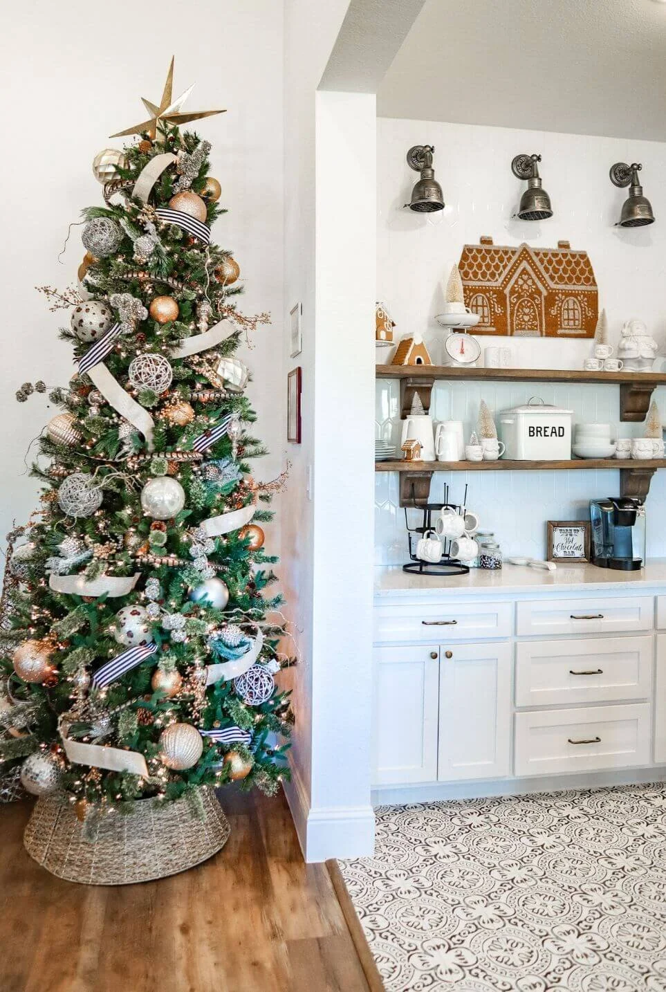 Christmas Past Home Tour Edition - Christmas Year's Reviewed ...