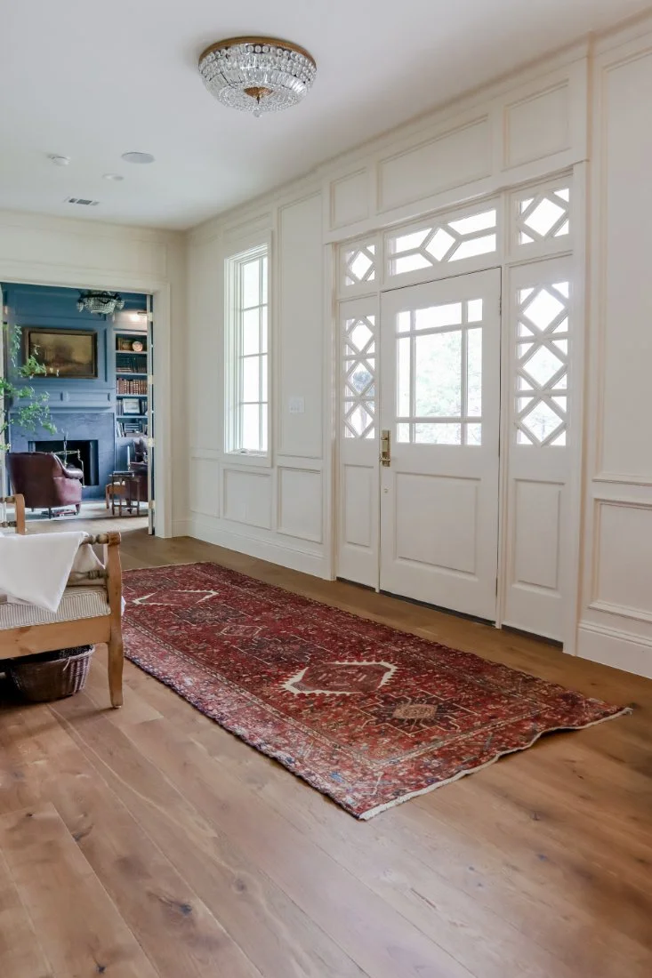 Timeless Traditional Home Tour with Stephanie of BloomingIvyLane